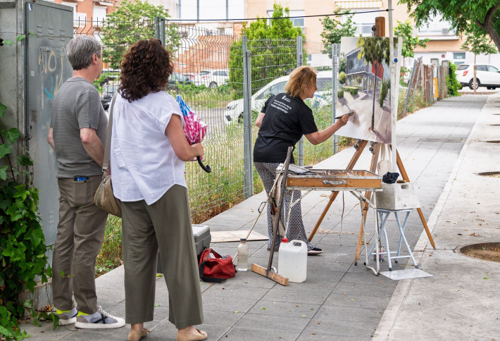 L’art omple els carrers en el Concurs de Pintura Ràpida