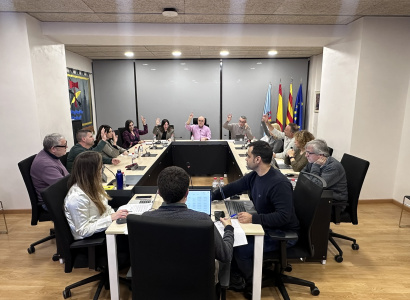 El Ple aprova inicialment la modificaci&oacute; del POUM per destinar un edifici del carrer Comte de Llar a equipament dotacional
